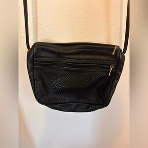 Vintage‎ Maple Leather Co Black Crossbody Purse